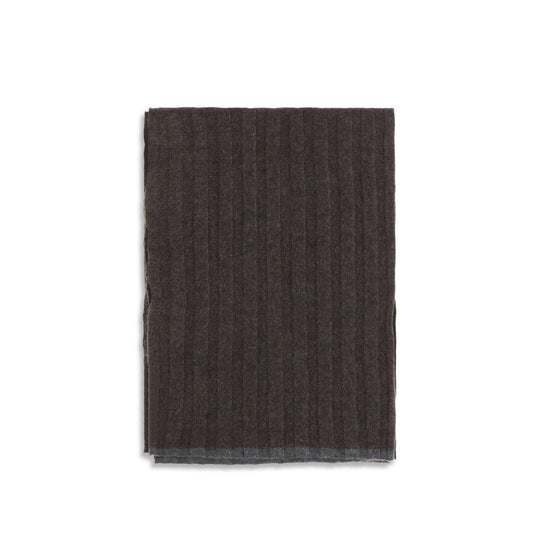 Scarf by Brunello Cucinelli for men in cashmere & capra leather brown presents a cosy silhouette, artfully capturing the sophisticated design and premium aesthetic of the Cashmere & Capra Leather Scarf.
