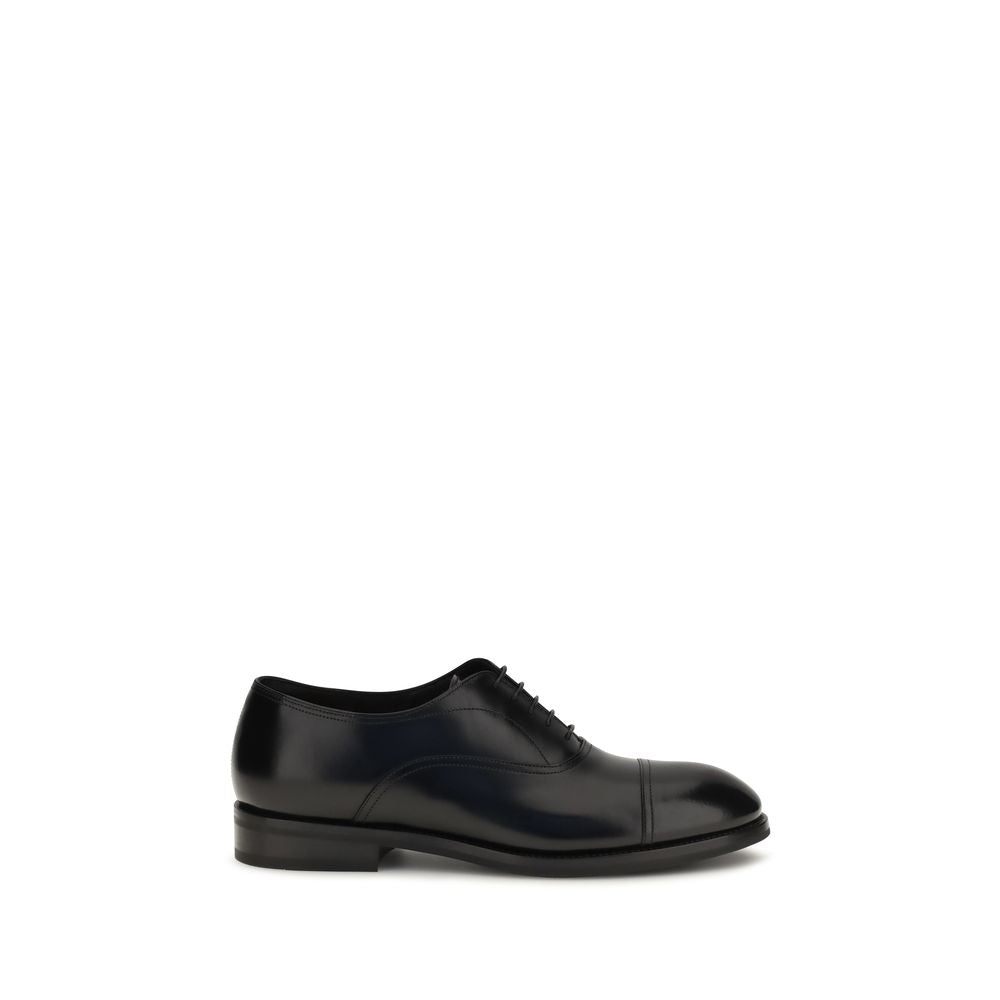 This Lace-Up Shoes by Santoni for men in bos taurus calfskin leather black features an exquisite silhouette from the Men's Bos Taurus Calfskin Leather Lace-Up Shoes collection, defined by a sophisticated and elegant .