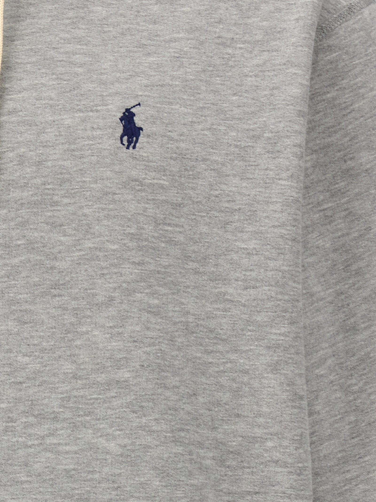 Sweatshirt by Polo Ralph Lauren for men in cotton gray features an exquisite silhouette, showcasing and details for a exquisite look.