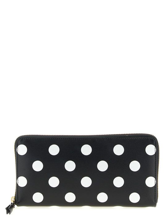 Wallet by Comme Des Garçons for men in calfskin leather bicolour, black, white, dots & print features a sleek silhouette, showcasing the sleek Calfskin Leather Wallet design with sophisticated for a premium look.