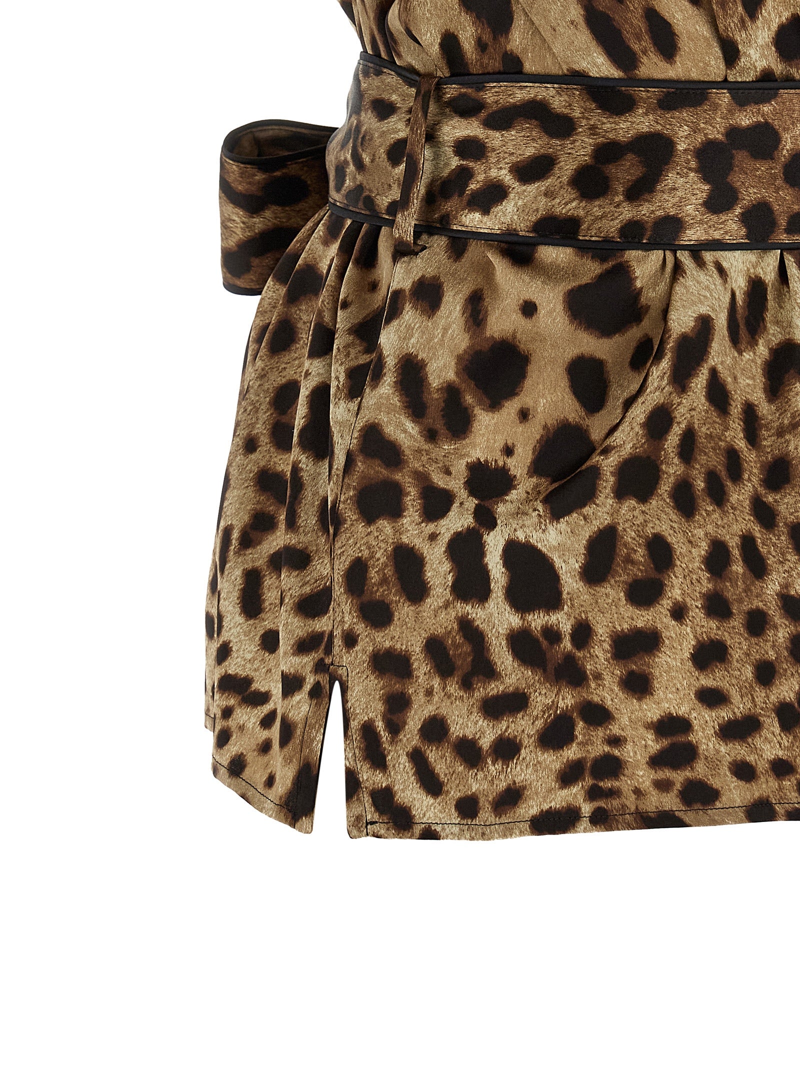 Blouse by Dolce & Gabbana for women in silk black, brown, leopard-print & print, featuring a nuanced and nuanced for a sophisticated finish.