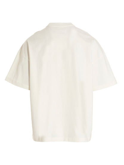 T-Shirt by Jil Sander for men in cotton bicolour, black, white & print showcases a unassuming silhouette, artfully detailed with a refined and unassuming for a sophisticated, contemporary look.