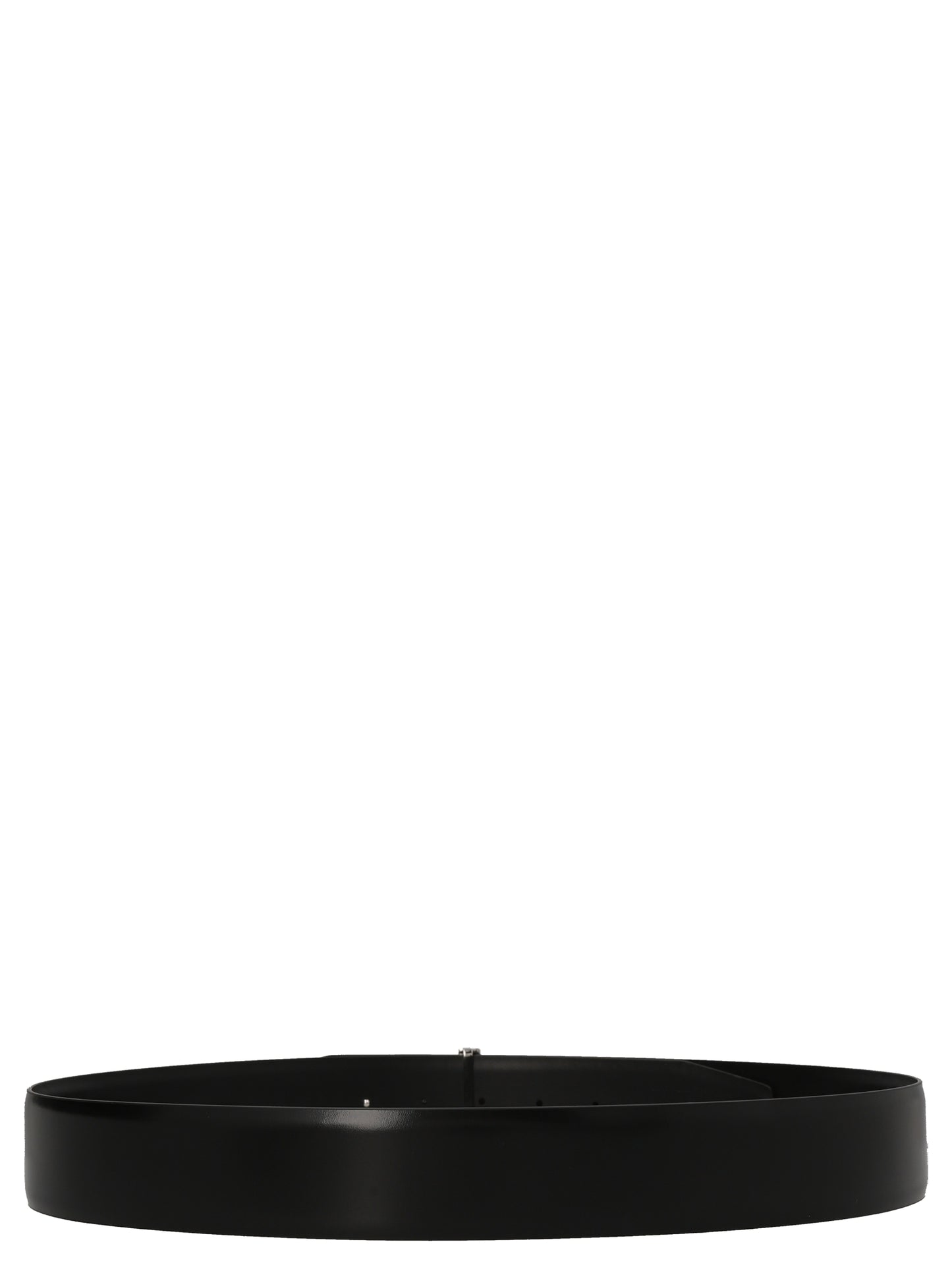 Belt by Tom Ford for men in calfskin leather black features a artisanal-chic design, artfully capturing the essence of the Calfskin Leather Belt with a artisanal-chic finish.
