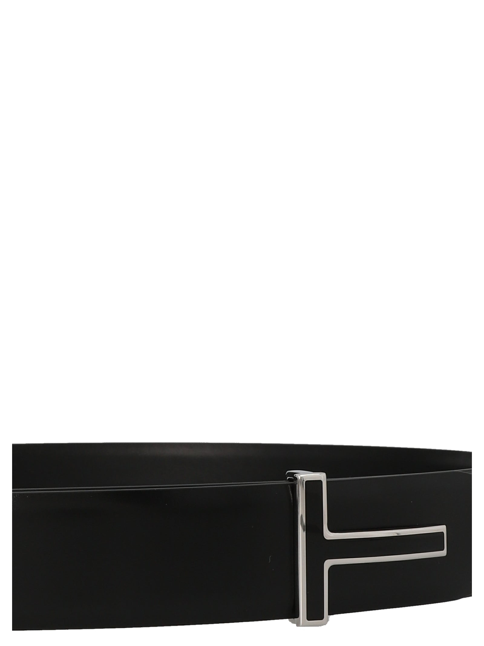 Belt by Tom Ford for men in calfskin leather black features an artisanal silhouette, showcasing the artisanal craftsmanship of the Calfskin Leather Belt collection for a artisanal finish.