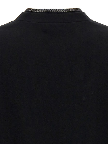 T-Shirt by Brunello Cucinelli for women in stretch cotton black & signature features an on trend silhouette, perfectly showcasing a on trend and for an elevated aesthetic.