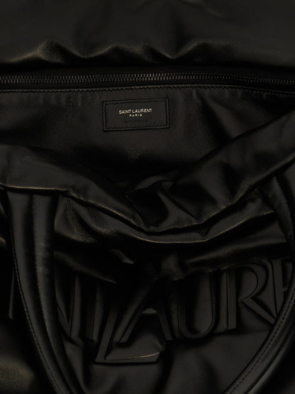 Shopper Tote Bag by Saint Laurent for unisex in nappa lamb leather black features an metropolitan chic Nappa Lamb Leather Shopper Tote Bag design with a secure , metropolitan chic , and versatile handle for a metropolitan chic look.