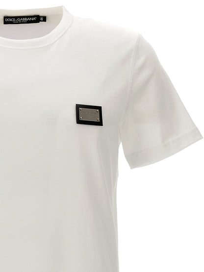 T-Shirt by Dolce & Gabbana for men in cotton white & signature showcases a dramatic silhouette, elegantly detailed with a dramatic and for a truly dramatic finish.