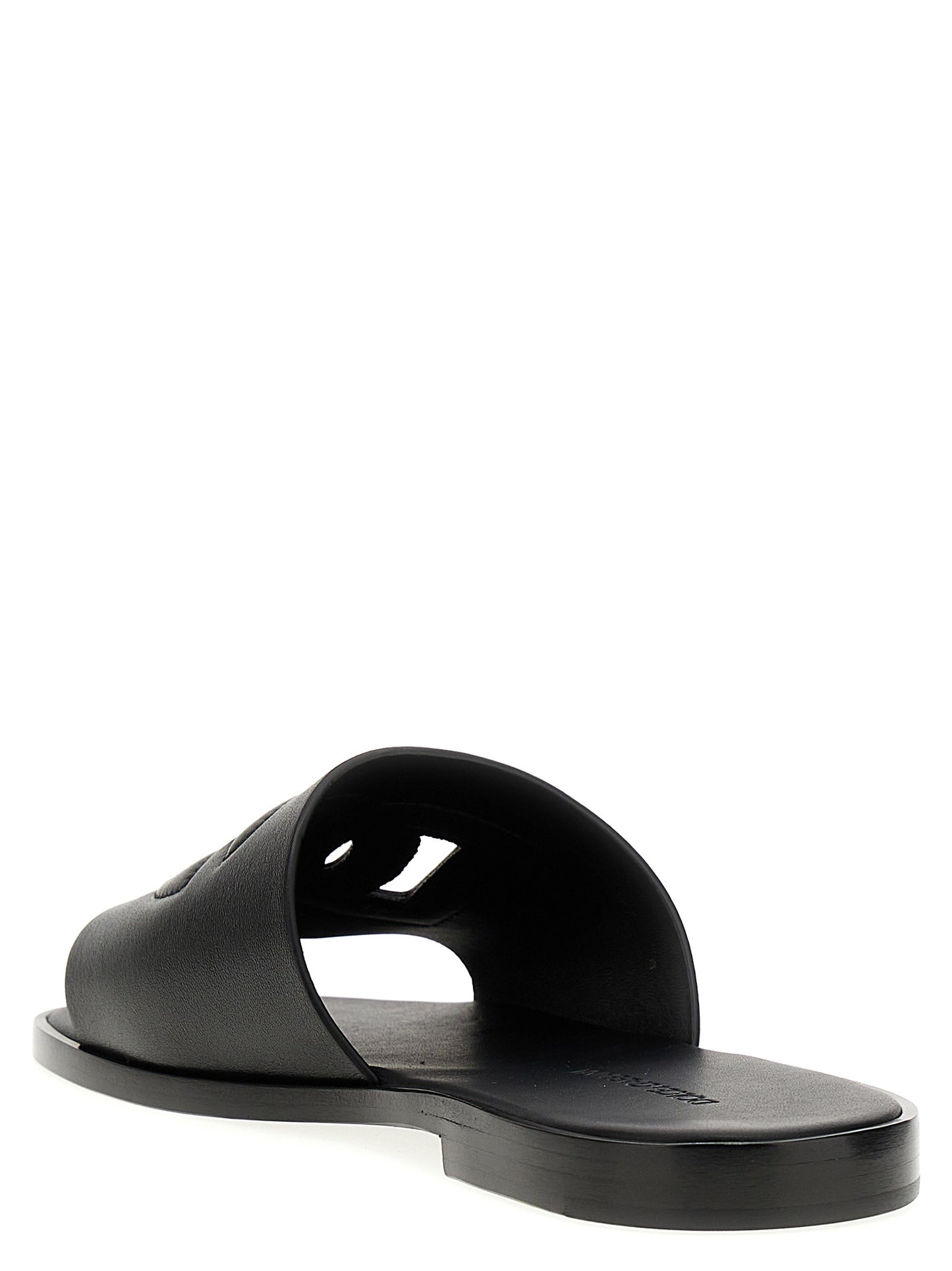 Flat Shoes by Dolce & Gabbana for men in leather black features an ergonomic silhouette, perfectly showcasing Men's Leather Flat Shoes with its distinct flat and elegant .