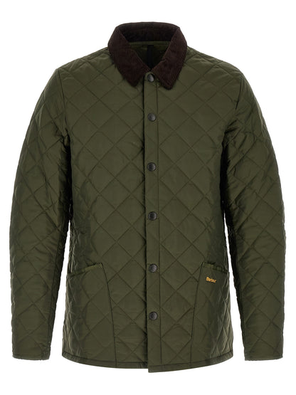 Overcoat by Barbour for men in polyamide corduroy bicolour, green & signature showcases a enveloping silhouette, detailed with distinctive windproof & pockets and a enveloping .