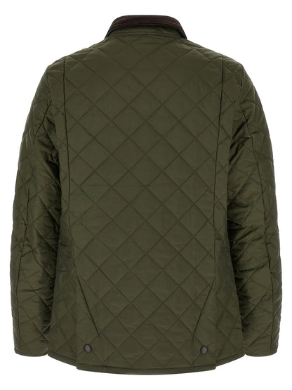 Overcoat by Barbour for men in polyamide corduroy bicolour, green & signature showcases a architectural silhouette, artfully detailed with a distinctive and functional windproof & pockets for a architectural finish.