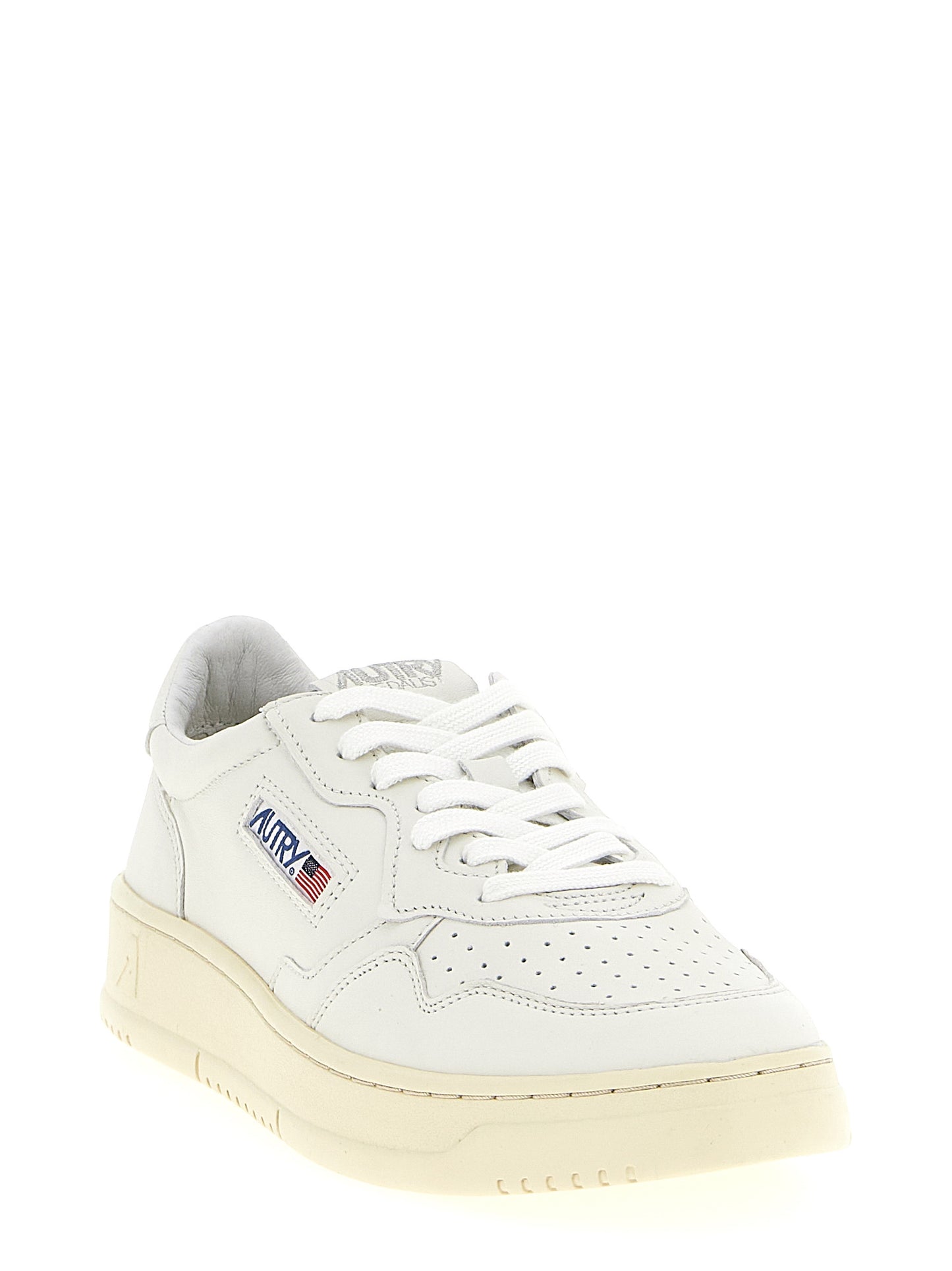 Sneakers by Autry for women in goatskin leather white features an timeless silhouette from the Women's Low Top Goatskin Leather Sneakers collection, showcasing a signature low-top style with an timeless finish.
