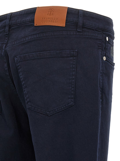 Jeans by Brunello Cucinelli for men in stretch denim cotton blue features an refined tailoring silhouette, showcasing a premium with a and long cut for a refined tailoring look.