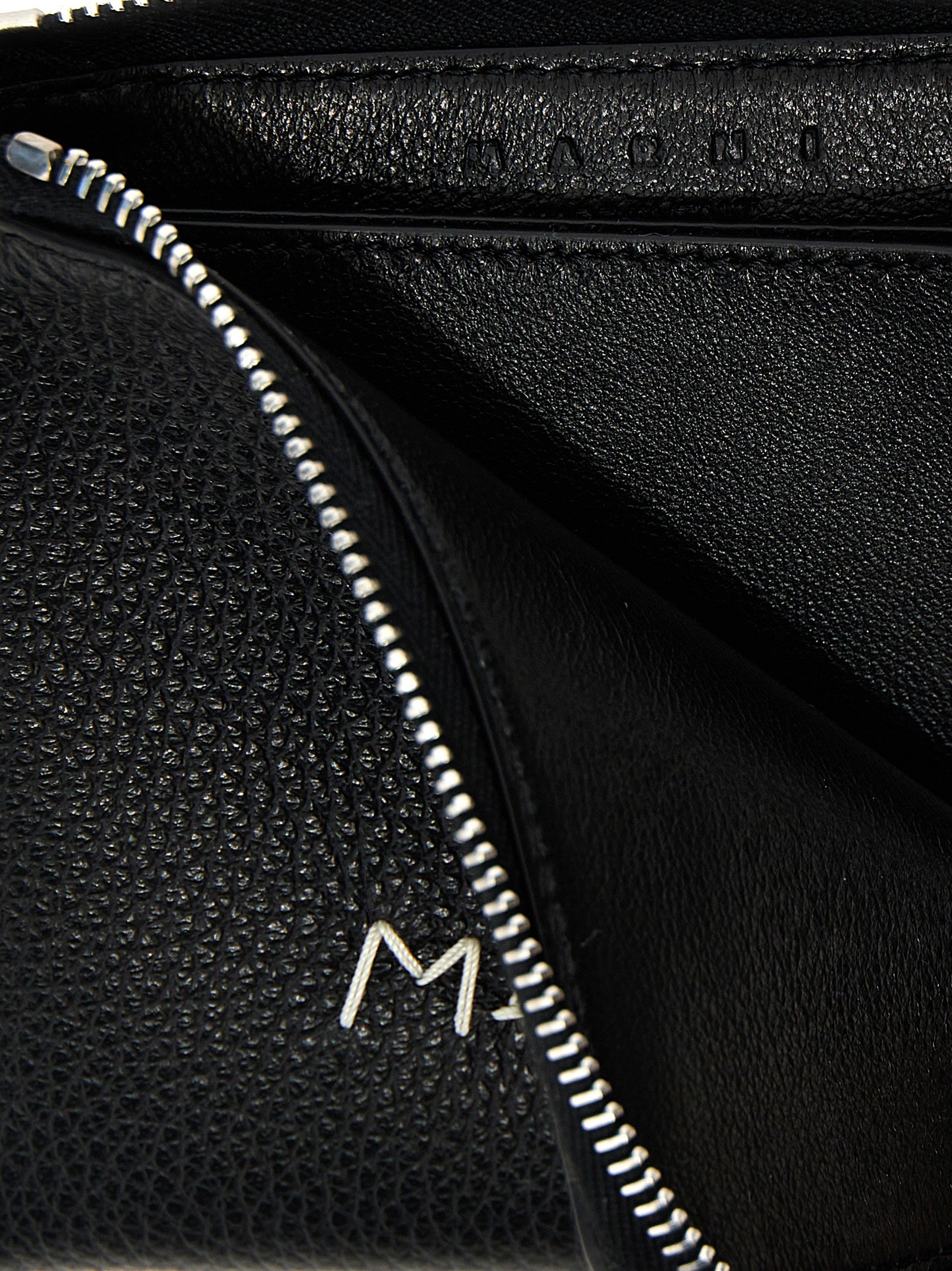 Wallet by Marni for men in bos taurus calfskin leather black features a sleek silhouette, showcasing the sleek Bos Taurus Calfskin Leather Wallet design with sophisticated for a premium look.