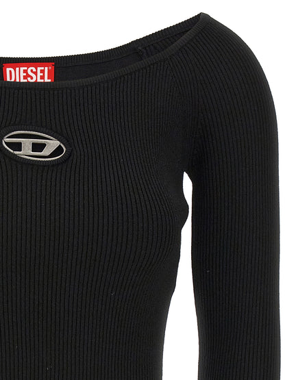 Cardigan by Diesel for women in viscose & polyester black & patterned showcases a luxurious silhouette, meticulously detailed with a sophisticated boat neckline and for a refined finish.