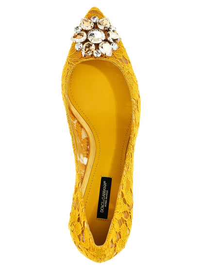 This Mid-Heel Pumps Heels by Dolce & Gabbana for women in cotton viscose & leather bicolour & yellow presents a effortlessly chic silhouette from the Women's Cotton Viscose & Leather Mid-Heel Pumps Heels collection, featuring a effortlessly chic mid-heel and effortlessly chic .
