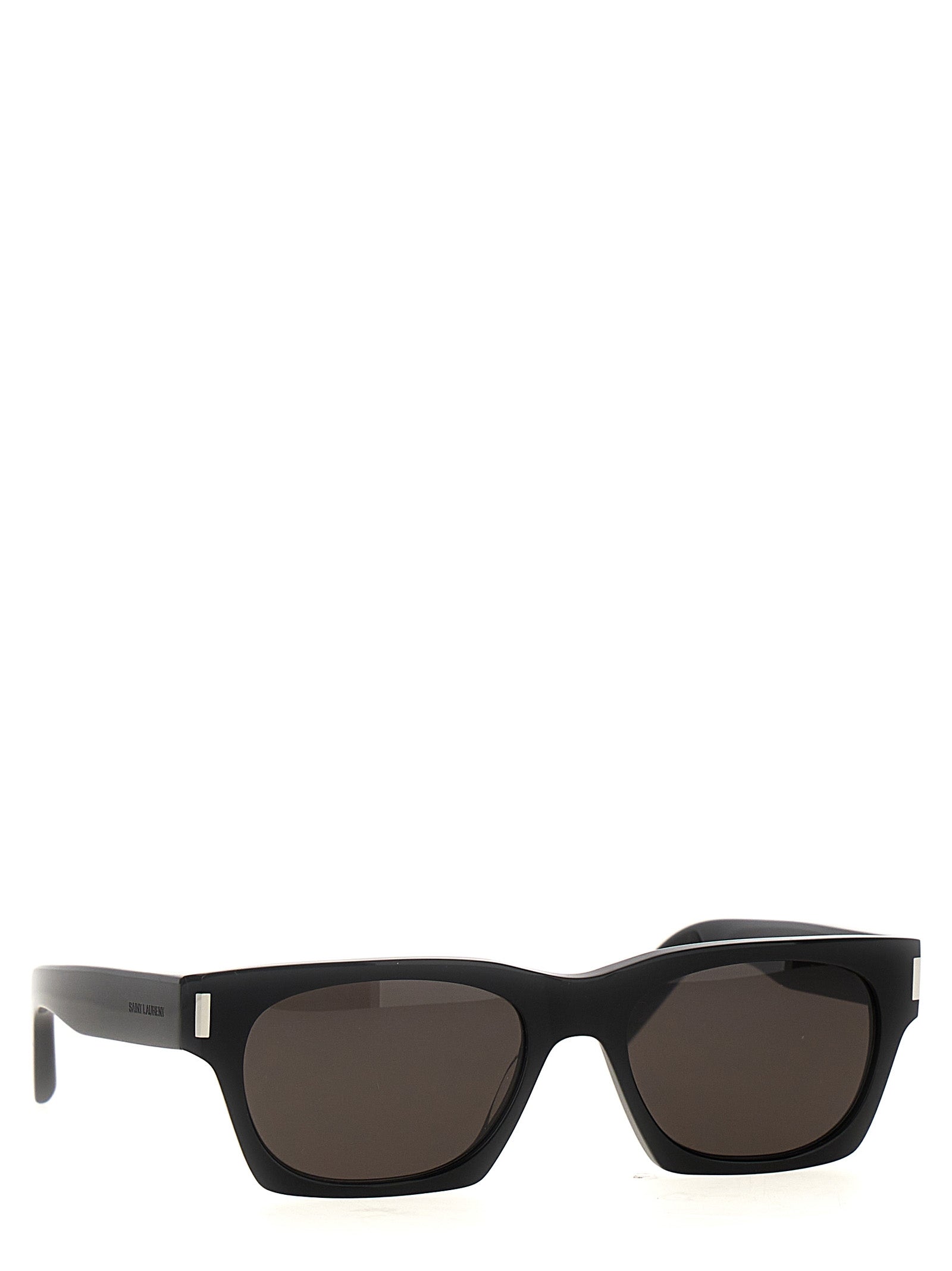 Sunglasses by Saint Laurent for men in wool black features an effortlessly chic with black coloured frame detailing and for a effortlessly chic aesthetic.