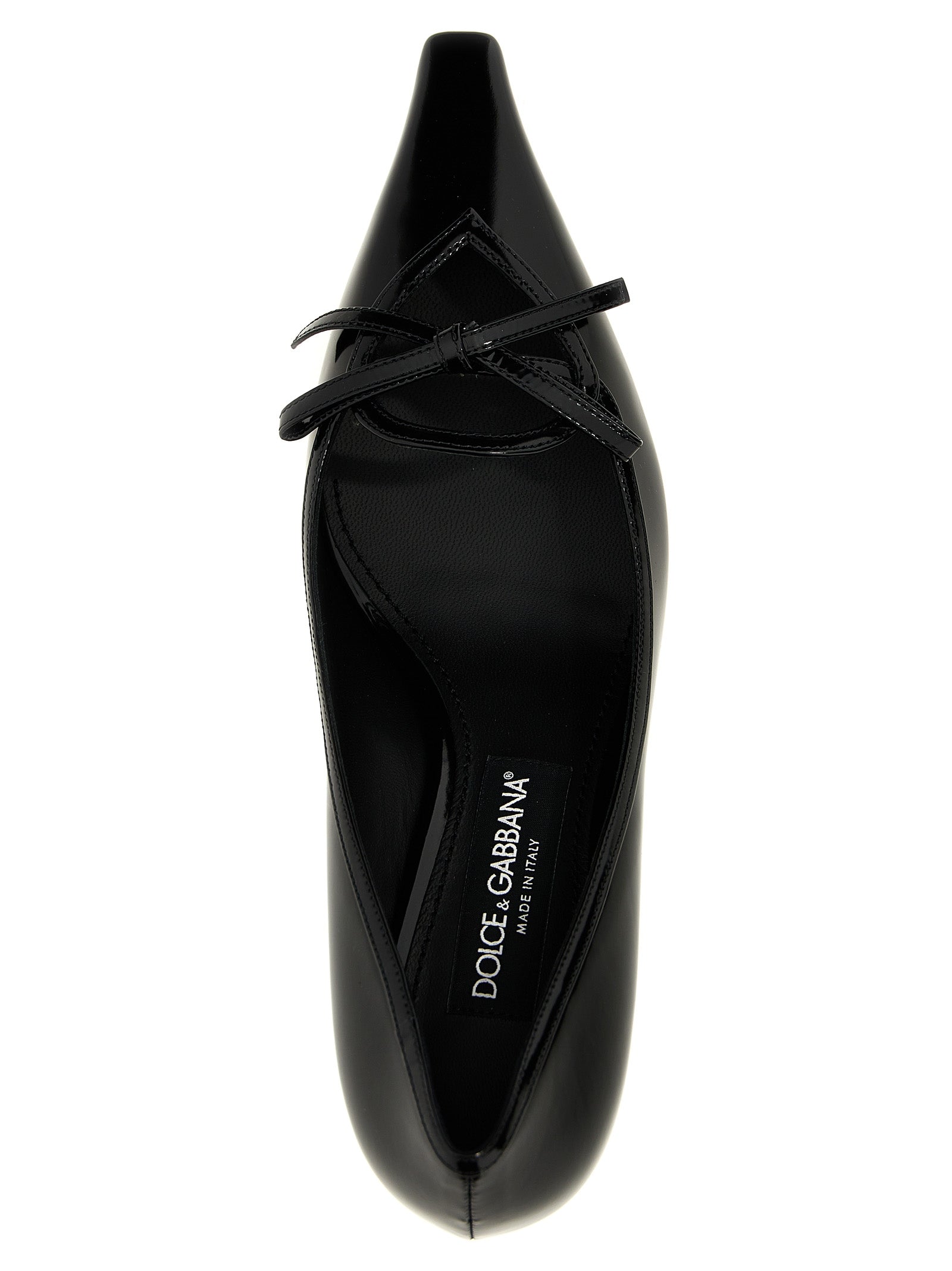 Mid-Heel Pumps Heels by Dolce & Gabbana for women in calfskin leather black showcases a exquisite silhouette, perfectly accentuating Women's Calfskin Leather Mid-Heel Pumps Heels with a exquisite mid-heel and exquisite .