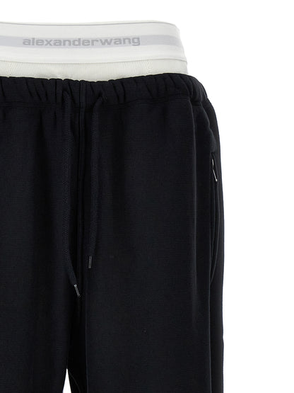 Joggers by T BY ALEXANDER WANG for women in cotton black features an sophisticated and wide with a precise long, creating a sophisticated and sophisticated silhouette.