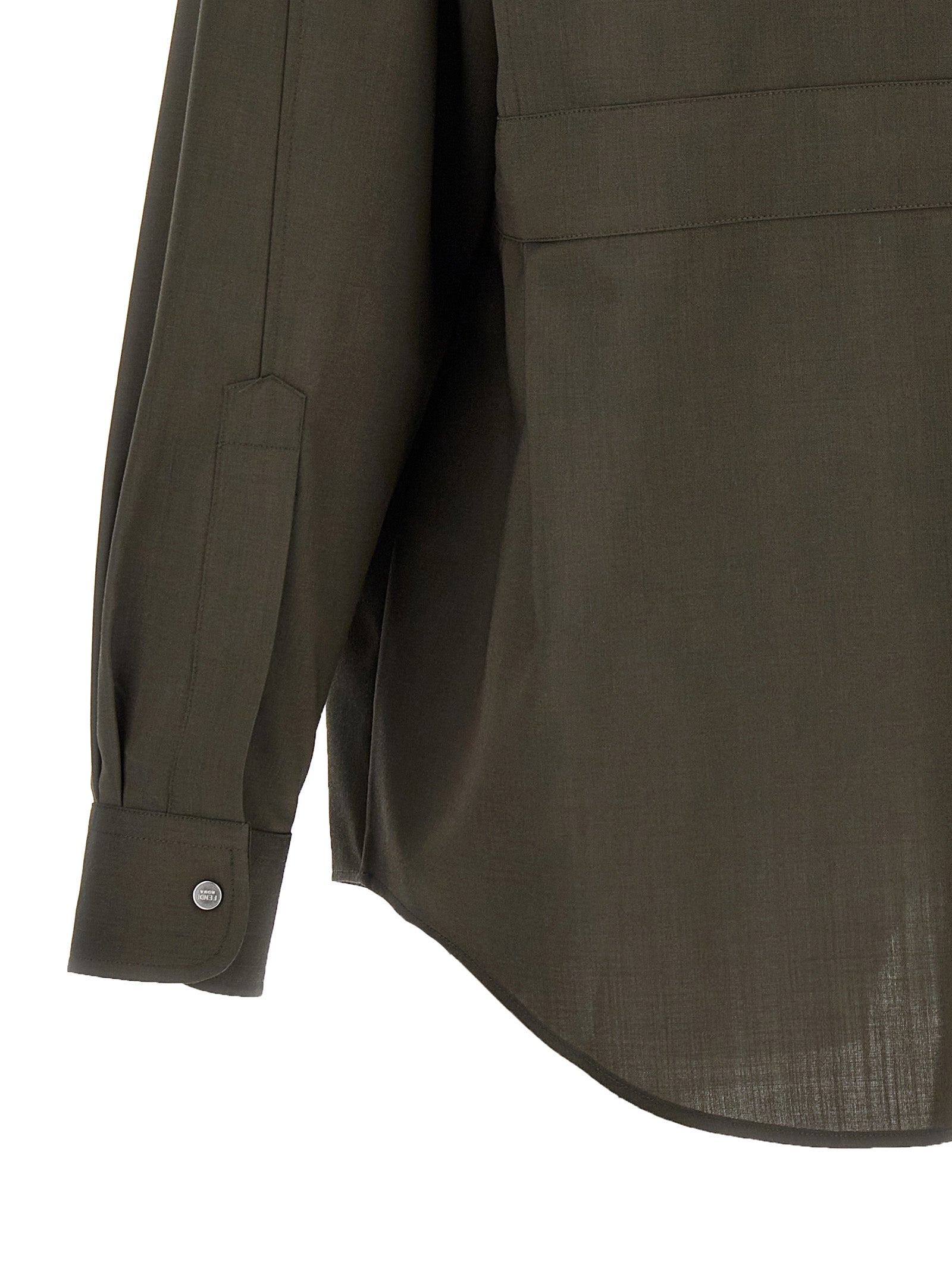 Blouse by Fendi for men in wool bicolour & green showcases a sleek silhouette, elegantly detailed with a sleek and for a sleek finish.