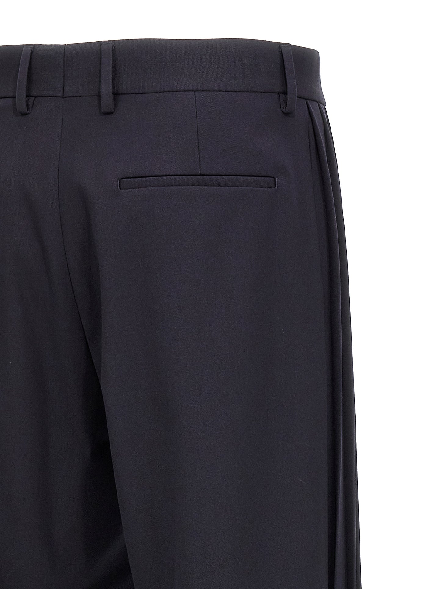 Trousers by Fendi for men in polyester & virgin wool blue presents a perennial silhouette, meticulously tailored with a cut, long finish, and an elegant .