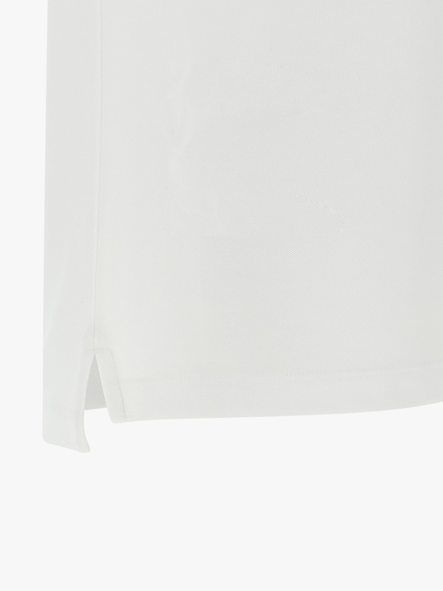 Polo Shirt by Hugo Boss for men in organic cotton white showcases a sharp silhouette, detailed with a refined and sharp for a sophisticated finish.