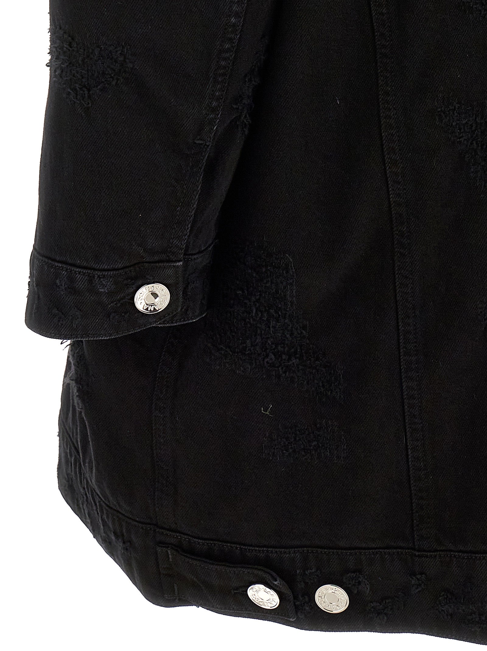 This Trucker Jacket by Dolce & Gabbana for women in satin denim cotton black & print exhibits a edgy silhouette, meticulously detailed with functional pockets & insulated and a edgy for a edgy finish.