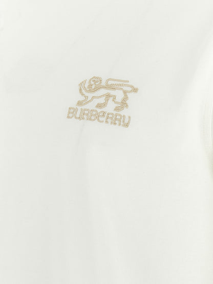 T-Shirt by Burberry for men in organic cotton white features a plush silhouette, showcasing a sophisticated and for a truly plush finish.