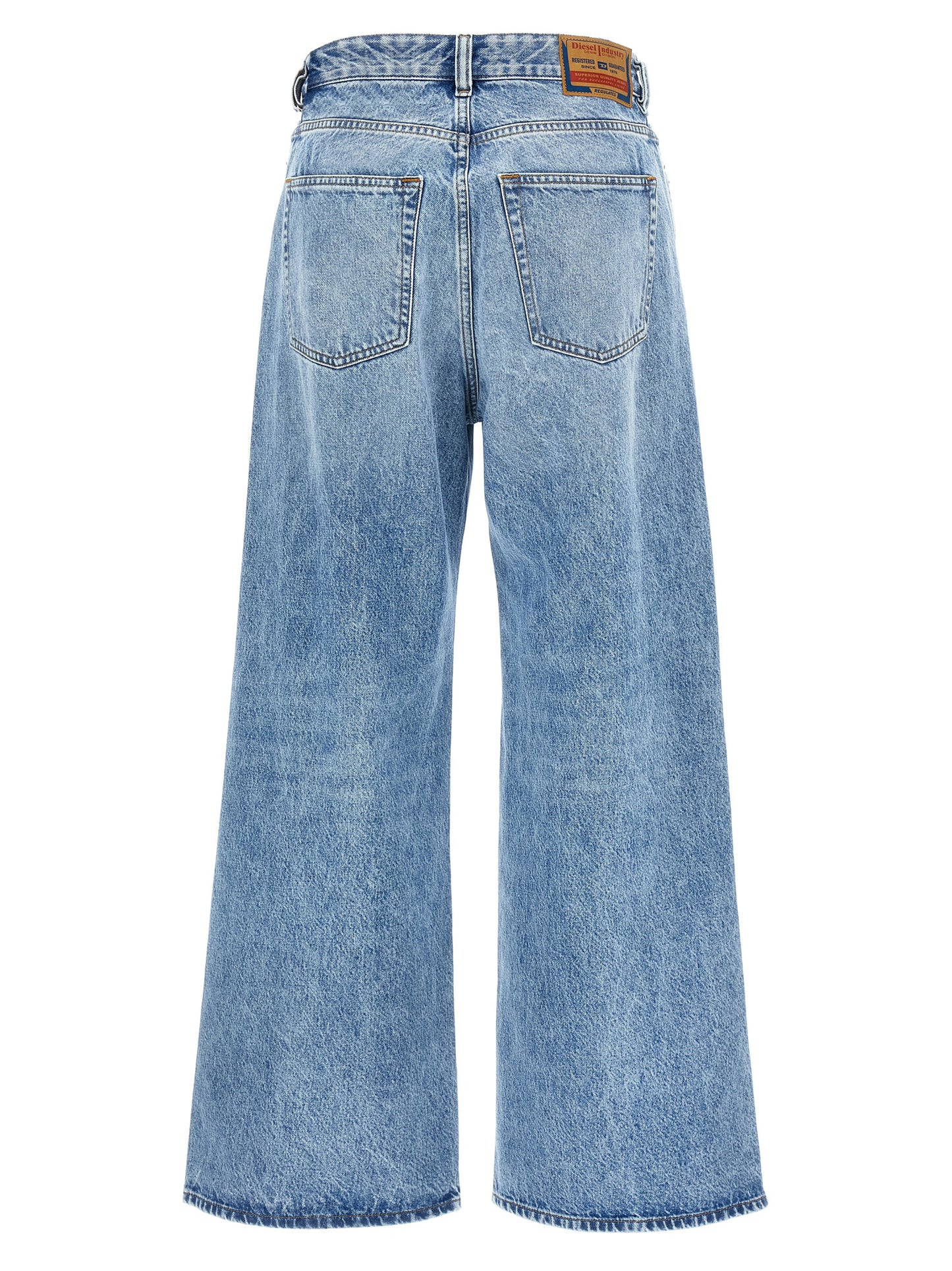 Jeans by Diesel for women in denim cotton blue features an refined tailoring silhouette, showcasing a premium relaxed-fit & wide with a low rise and long cut for a refined tailoring look.