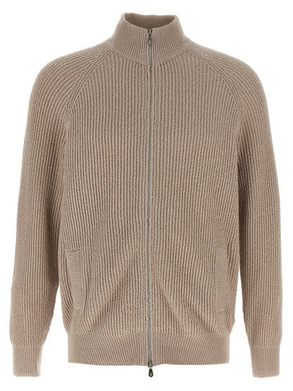 Cardigan by Brunello Cucinelli for men in cotton beige showcases a luxurious silhouette, meticulously detailed with a sophisticated high-neck neckline and for a refined finish.