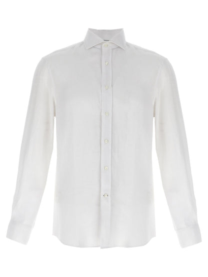 Shirt by Brunello Cucinelli for men in linen white showcases a sleek silhouette, elegantly detailed with a sleek and for a sleek finish.