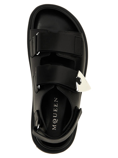 Flat Sandals by Alexander McQueen for women in bos taurus calf leather black features an architectural design from the Women's Bos Taurus Calf Leather Flat Sandals collection, defined by a architectural flat and for a architectural finish.