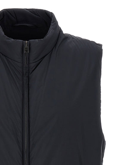 Vest by Herno for men in polyamide black features an on trend silhouette, showcasing a sophisticated high-neck neckline and premium for a truly on trend finish.