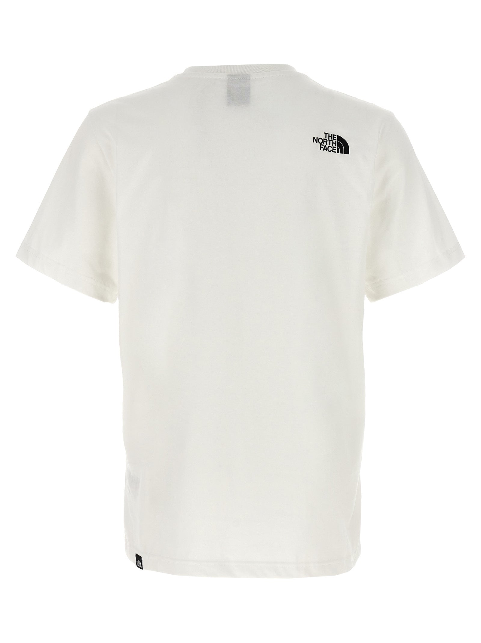 T-Shirt by The North Face for men in cotton polyester white & print showcases a dramatic silhouette, elegantly detailed with a dramatic and for a truly dramatic finish.