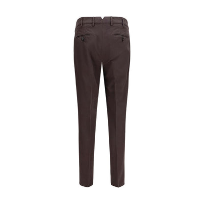 Casual Pants by Brunello Cucinelli for men in cotton brown features a refined silhouette with a refined regular-fit, defined by a and a refined long for a refined finish.