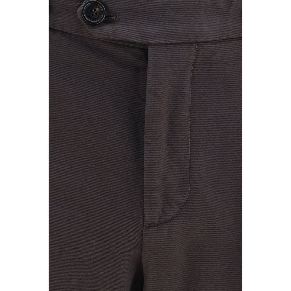 Casual Pants by Brunello Cucinelli for men in cotton brown features an sartorial regular-fit and long with a cut for a sartorial finish.