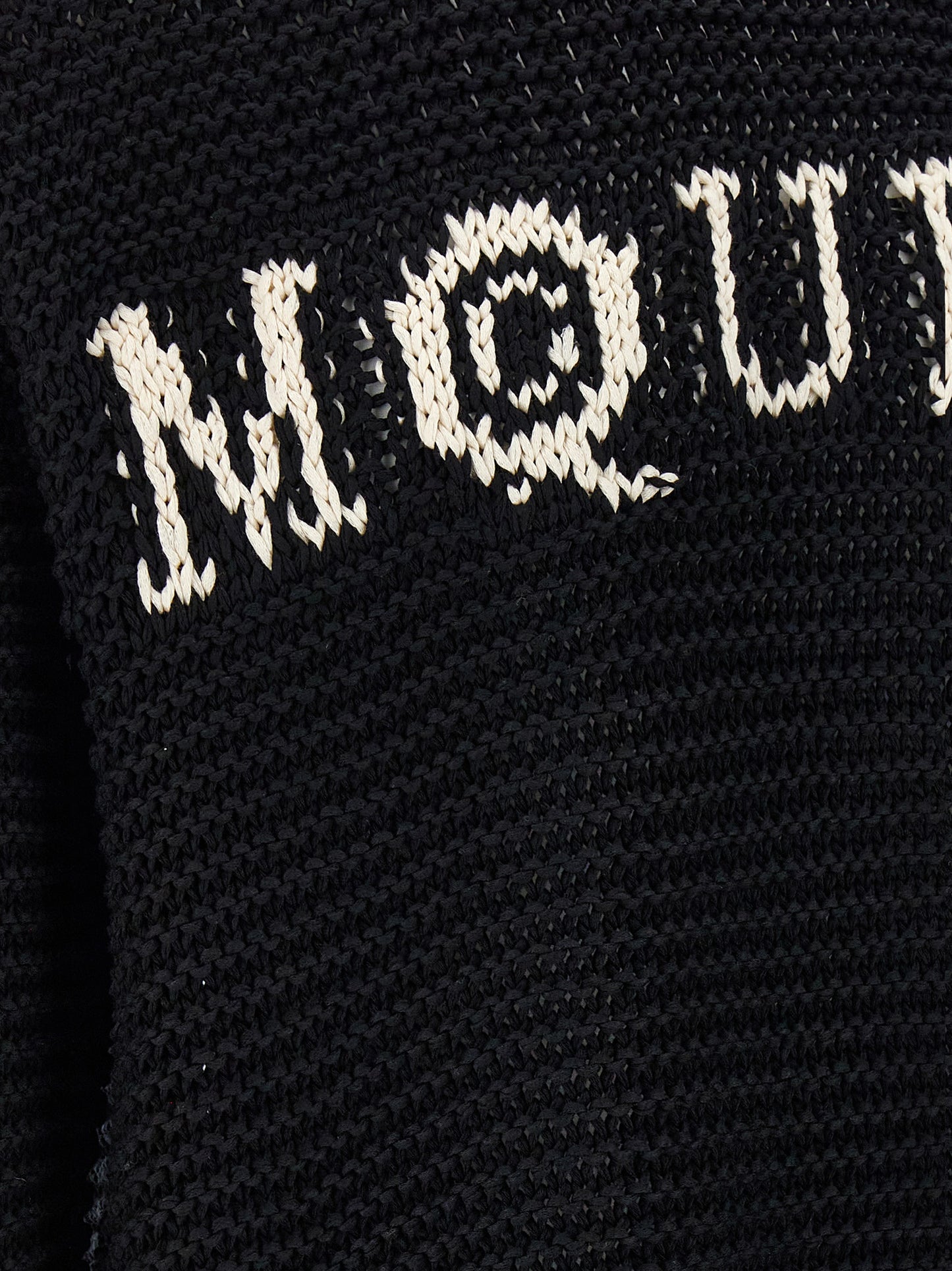 Cardigan by Alexander McQueen for men in cotton bicolour, black & white showcases a captivating silhouette, artfully detailed with a captivating and for a truly sophisticated captivating look.