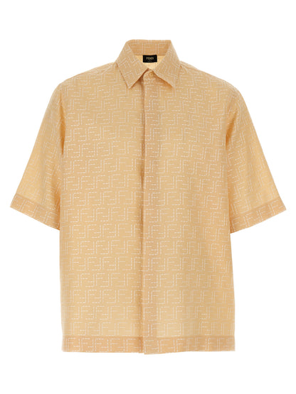 Shirt by Fendi for men in linen & cotton beige & jacquard showcases a sublime silhouette, artfully detailed with a sublime and short-sleeve for a sophisticated, sublime finish.