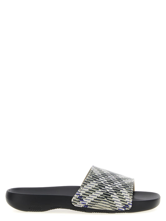 Flat Shoes by Burberry for men in eva tu & polyurethane multicolor showcases a timeless silhouette from the Men's EVA TU & Polyurethane Flat Shoes collection, featuring a timeless flat and for a timeless finish.