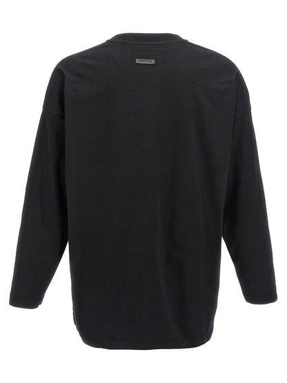 T-Shirt by Fear Of God for men in leather & cotton black features an on trend silhouette, perfectly showcasing a on trend and crew neckline for an elevated aesthetic.