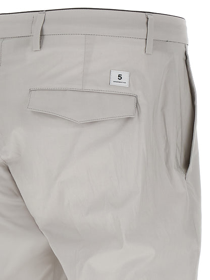 Trousers by Department 5 for men in stretch cotton gray presents a perennial silhouette, meticulously tailored with a cropped cut, cropped finish, and an elegant .