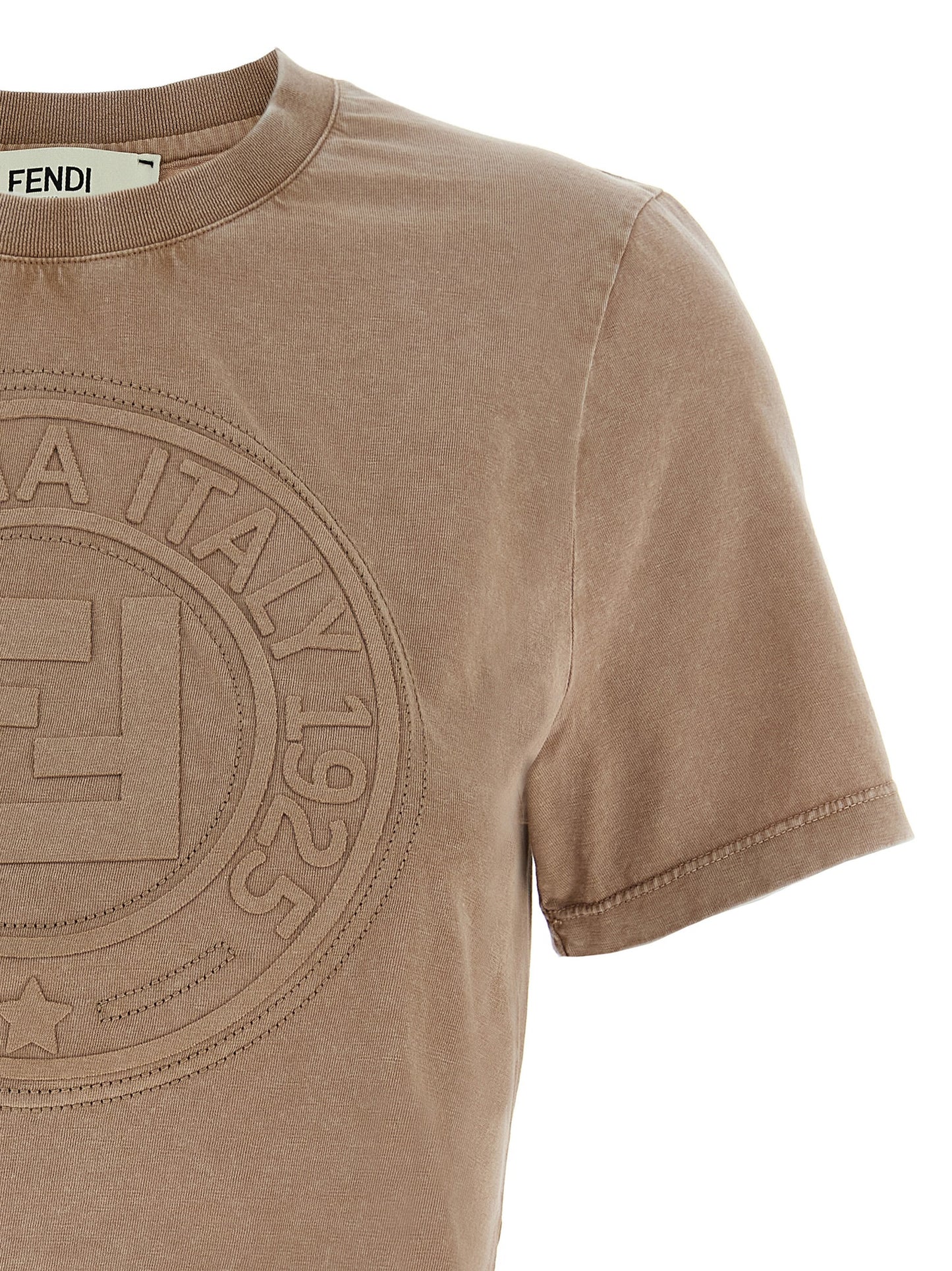 T-Shirt by Fendi for women in cotton brown features a plush silhouette, showcasing a sophisticated crew neckline and for a truly plush finish.