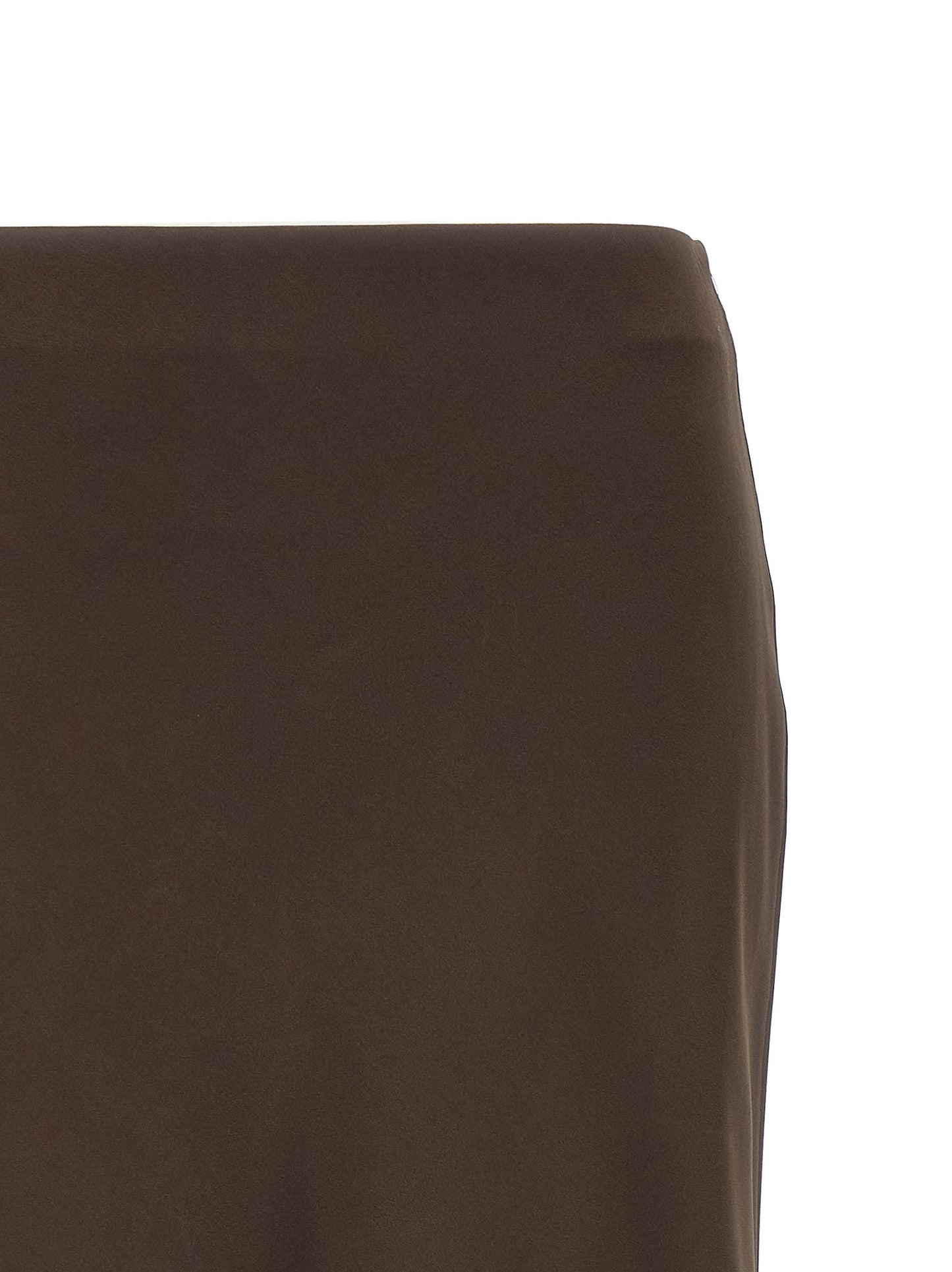 Skirt by Brunello Cucinelli for women in acetate & viscose brown showcases a sultry silhouette, elegantly defined by its mini and the sophisticated sultry design of the Women's Acetate & Viscose Skirt.