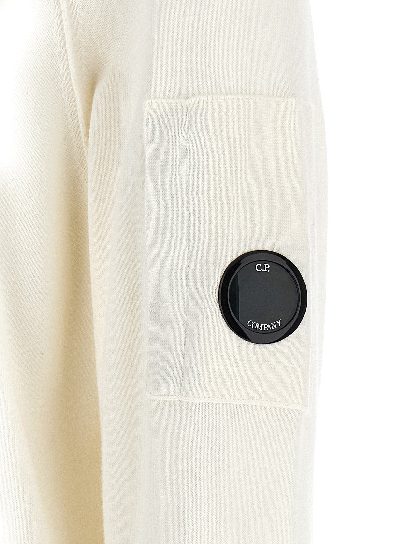 Sweatshirt Hoodie by C.P. Company for men in cotton white & signature features a edgy silhouette, detailed with a edgy and for a refined finish.