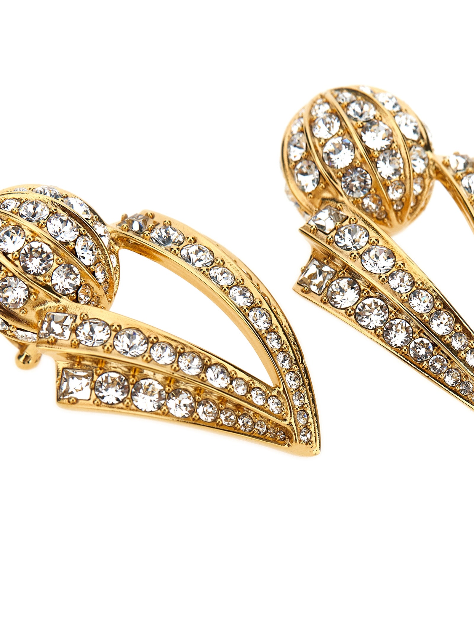 Earrings by Valentino Garavani for women in calfskin leather gold showcases a captivating silhouette, featuring an captivating clip-on from the Women's Clip On Gold Brass Earrings collection for a captivating finish.