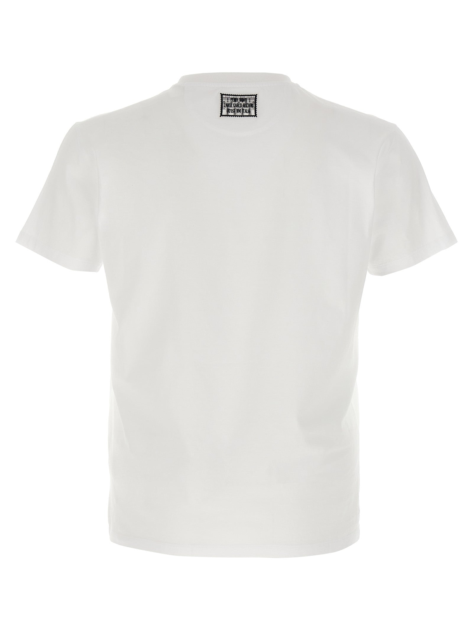 T-Shirt by Fendi for men in cotton canvas white showcases a fashionable silhouette, elegantly detailed with a fashionable and crew neckline for a sophisticated, high-fashion look.