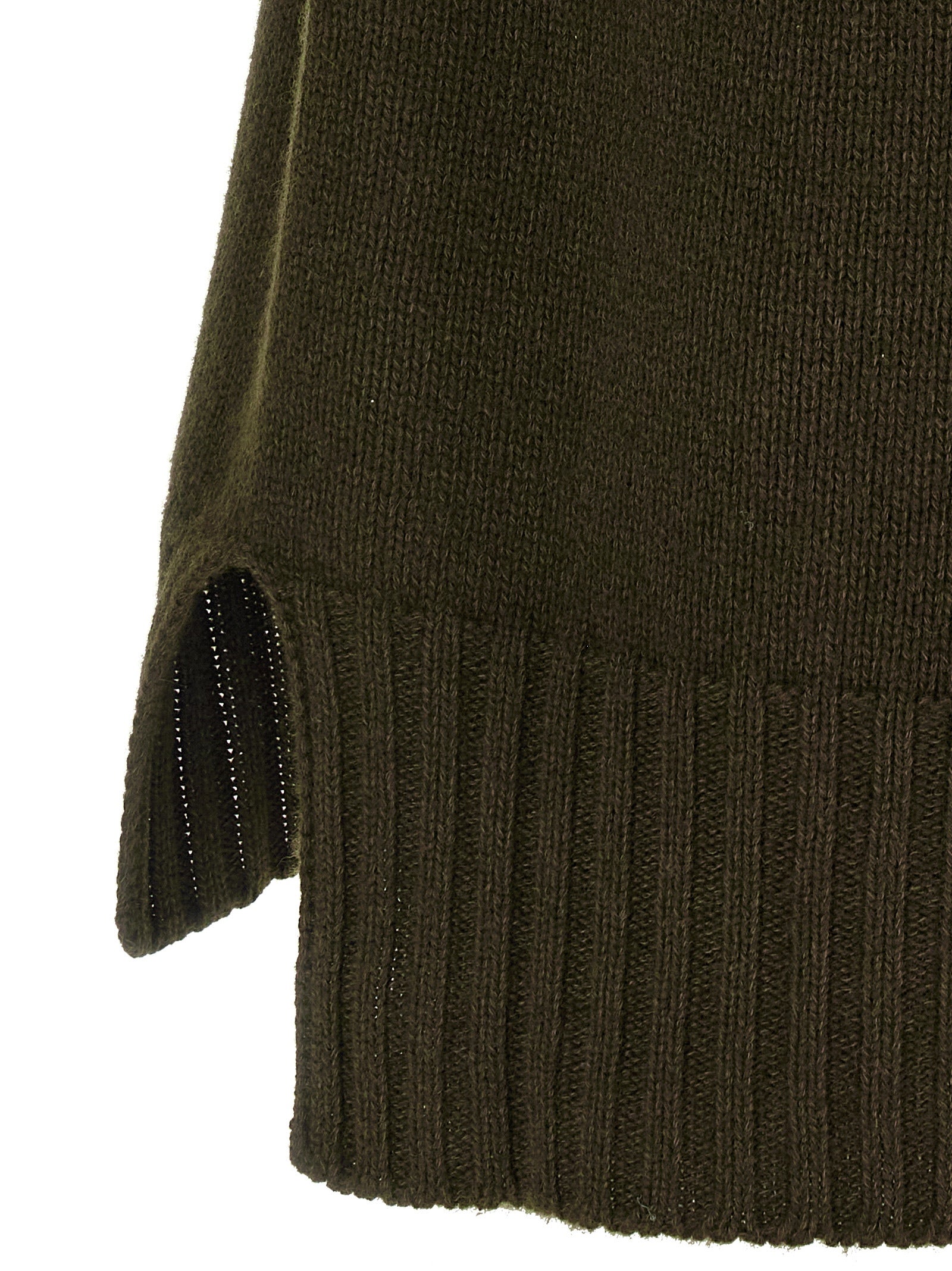 Cardigan by Tom Ford for women in cashmere cotton blend bicolour & green showcases a captivating silhouette, artfully detailed with a captivating and for a truly sophisticated captivating look.