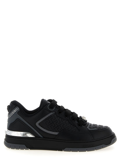 Athletic Sneakers Versace men calfskin leather black featuring a avant-garde Medusa Men's Athletic Calfskin Leather Sneakers design with a avant-garde athletic style for a refined finish.