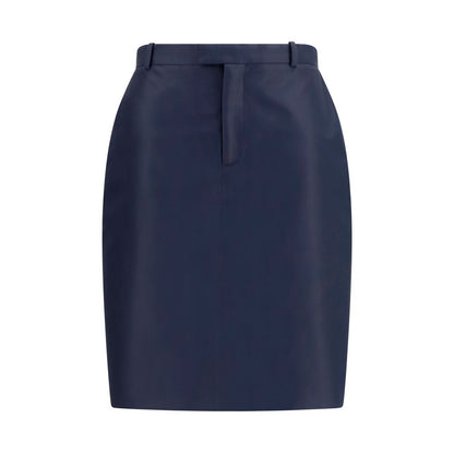 Skirt by Gucci for women in silk blue & pink features a contoured silhouette from the Women's Silk Skirt collection, characterized by its contoured for a contoured finish.