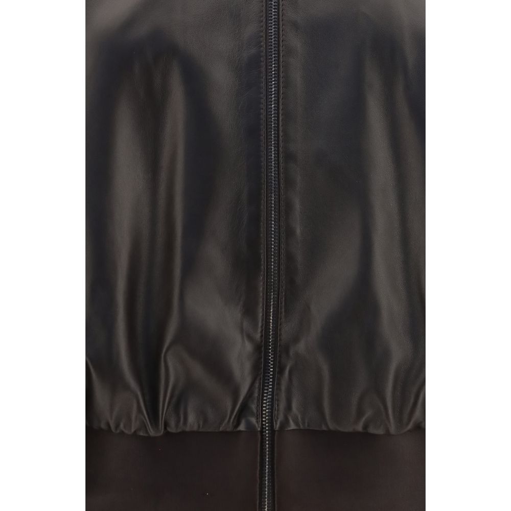 This Bomber Jacket by Gucci for women in nappa leather & satin brown & signature exhibits a edgy silhouette, meticulously detailed with functional and a edgy for a edgy finish.