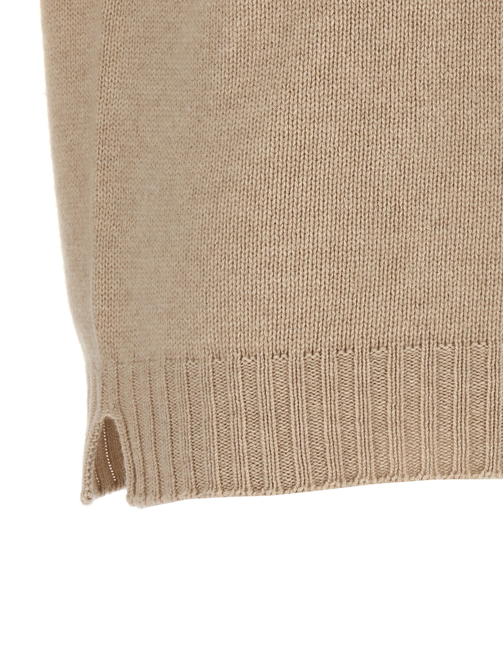 Cardigan by MA'RY'YA for men in cashmere modacrylic & virgin wool beige features an crisp silhouette, showcasing a sophisticated and detail for a truly crisp finish.